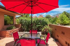 Sedona views with private hot tub for the entire Family